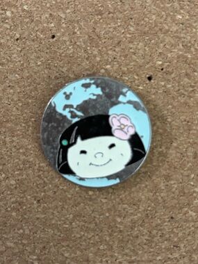 Disney It’s a Small World Hawaii Girl Enamel Trading Pin
